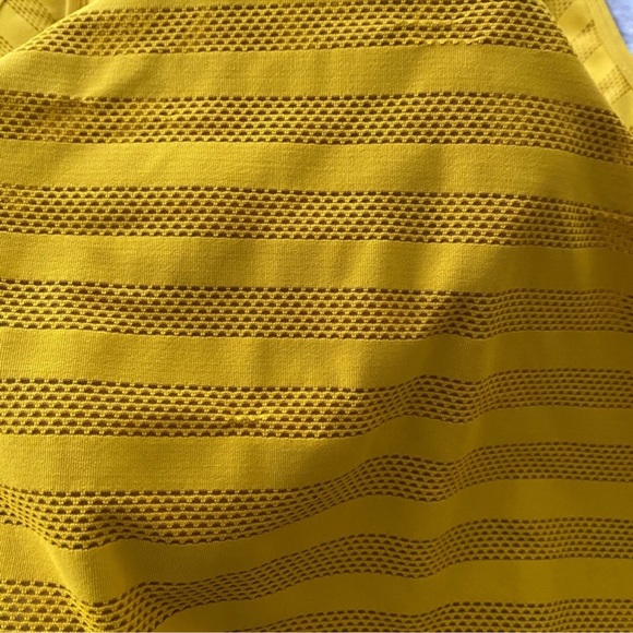 Lululemon Tank - Picture 5 of 5